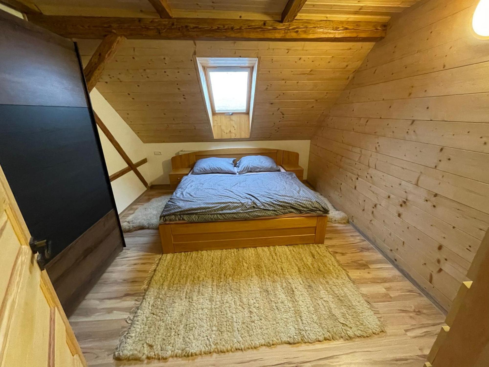 Apartmany Pod Kloboukem Jáchymov Esterno foto