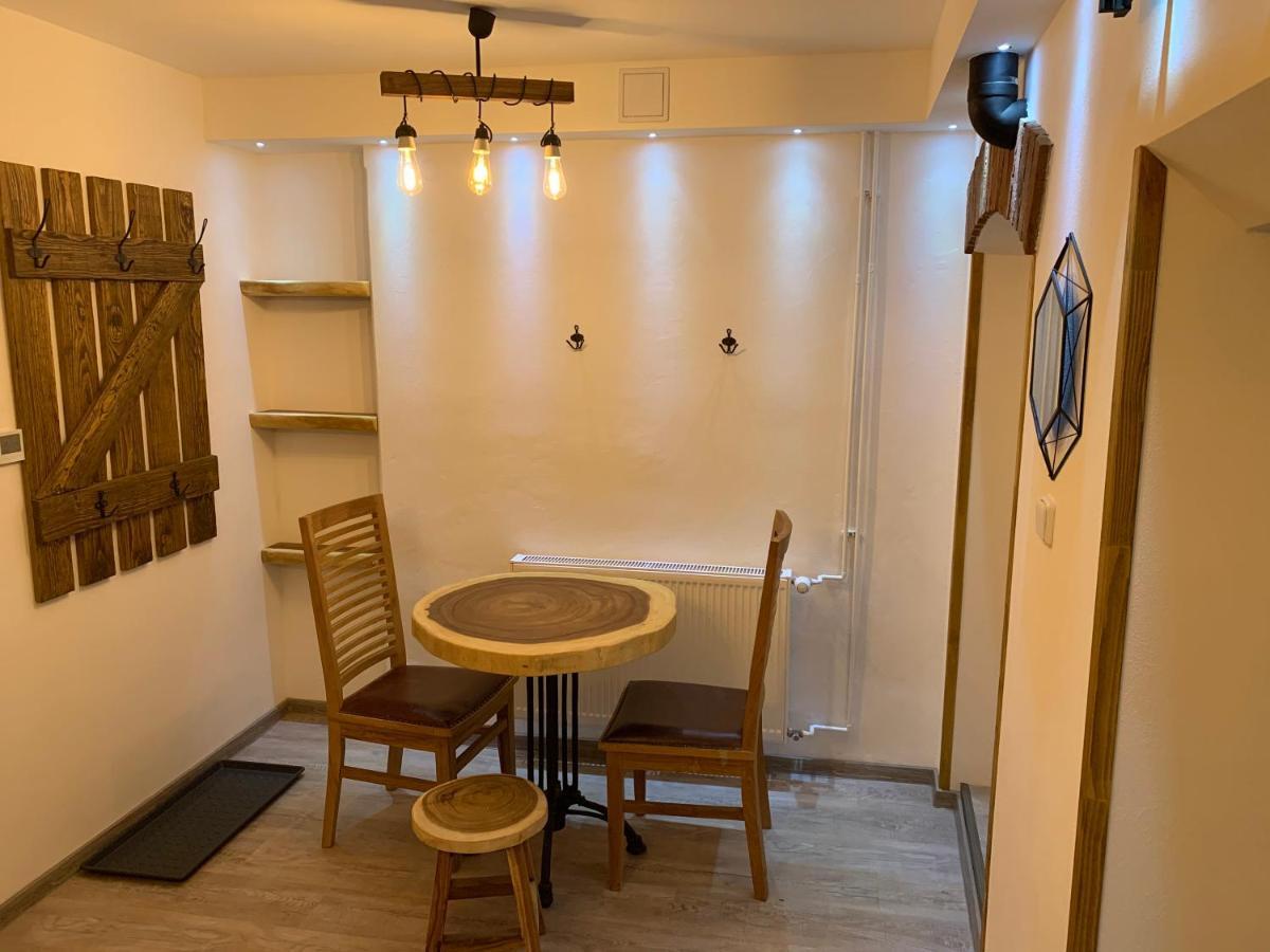 Apartmany Pod Kloboukem Jáchymov Esterno foto